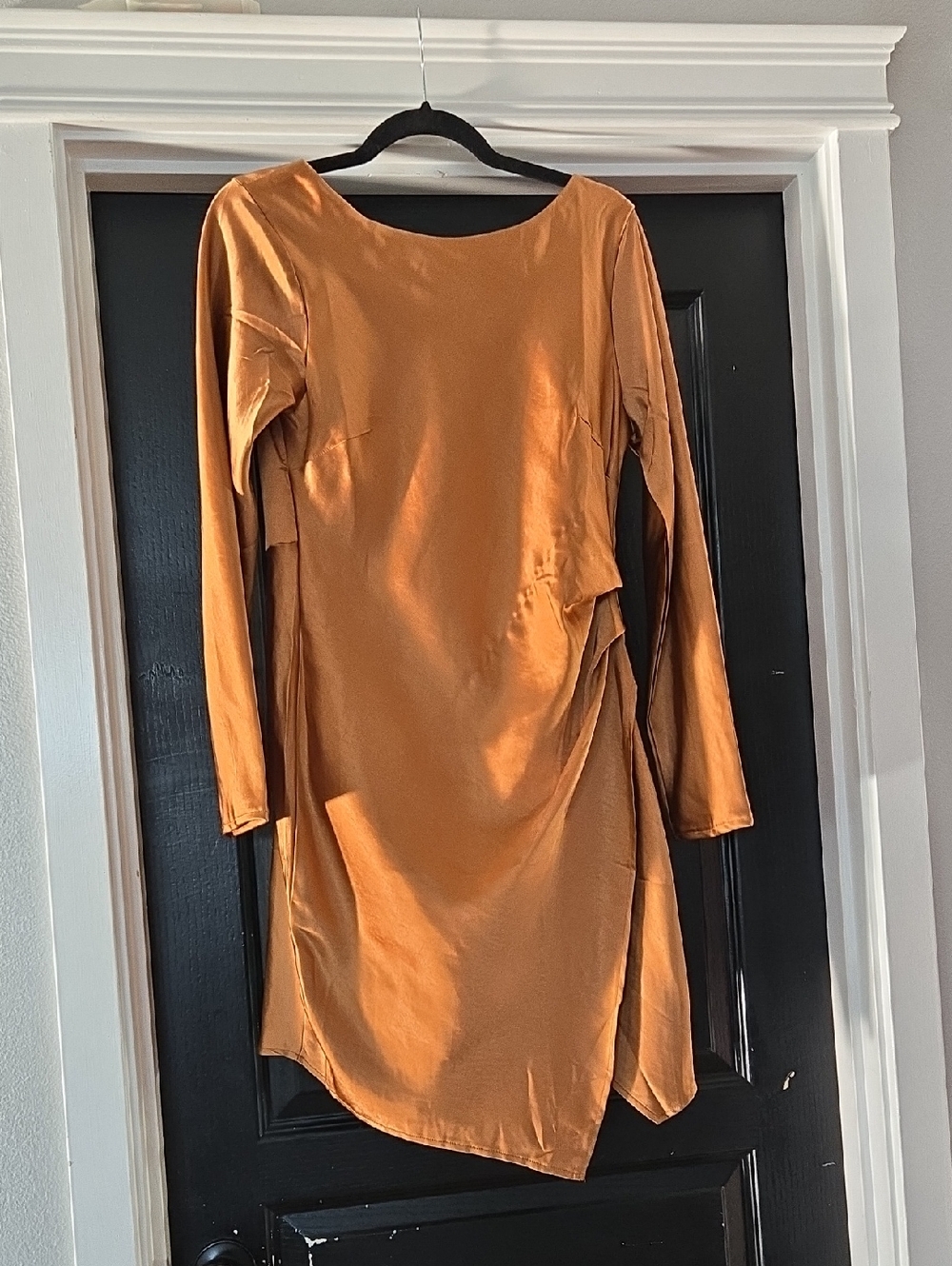 NWT Hello Molly Expressed Permission Long Sleeve Low Back Dress Chocolate Size 8 - Picture 3 of 13